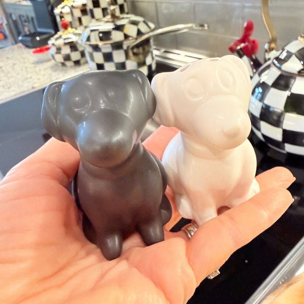 NWT Dog Salt & Pepper Shakers • Ceramic Black & White • Farmhouse - Picture 4 of 10
